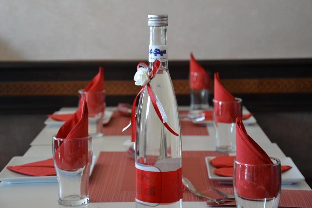 Hotel Al Amal Тизнит Экстерьер фото
