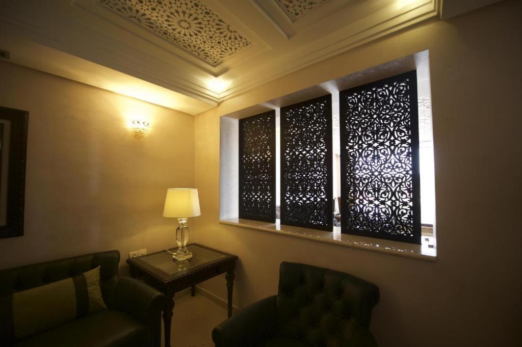 Hotel Al Amal Тизнит Экстерьер фото